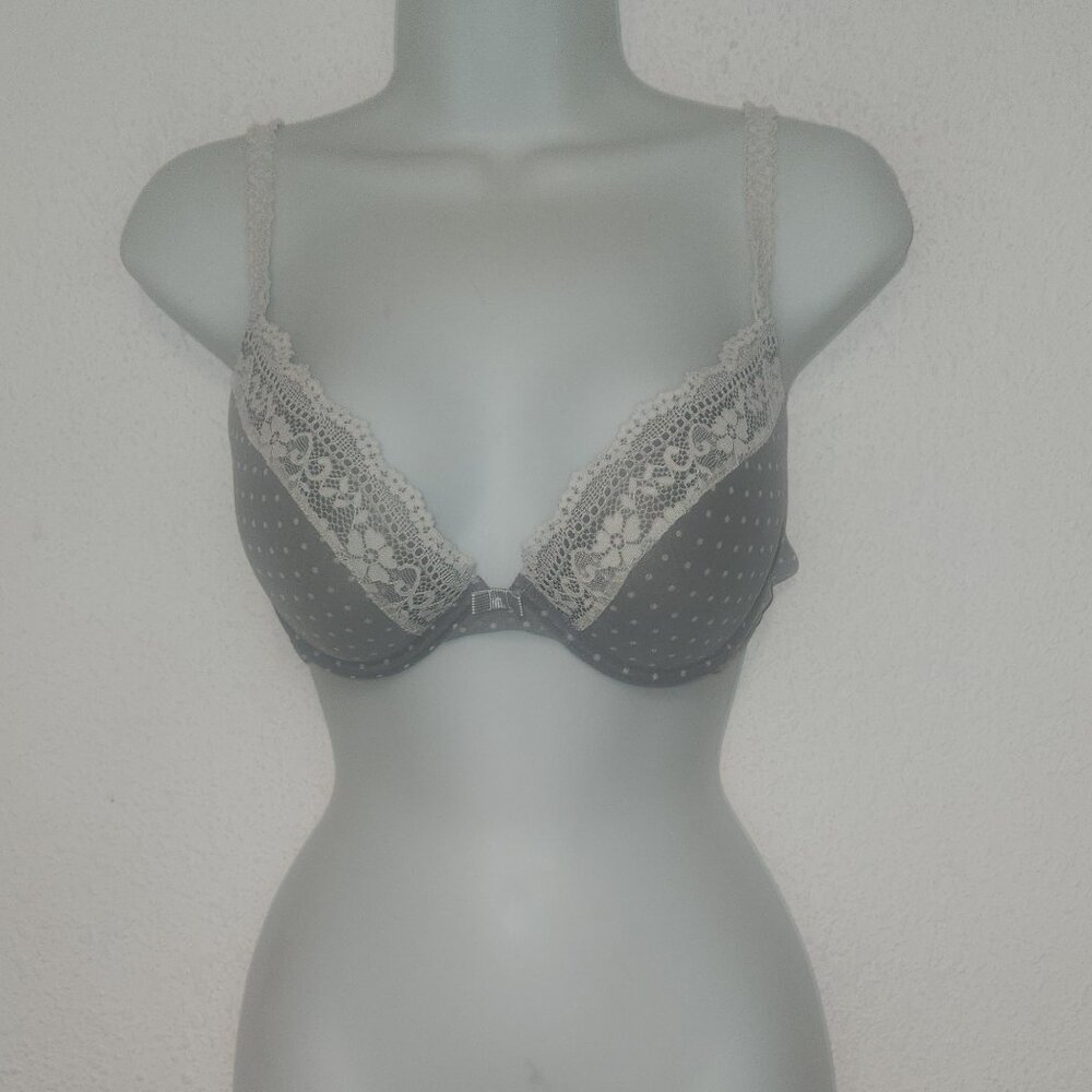 Aerie *** Padded Bra, Laced. Grey w/white dots in size 36C